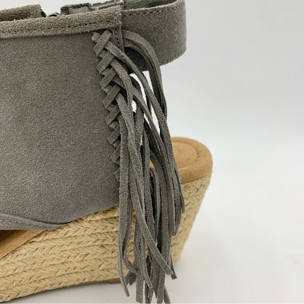 Minnetonka Blaire Wedge‎ Sandals Women Sz 10 Gray Suede Fringe Zip Festival Boho